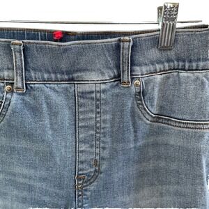 Spanx Jeans Blue Light Wash High-Waisted Pull-On‎ Skinny Jeans